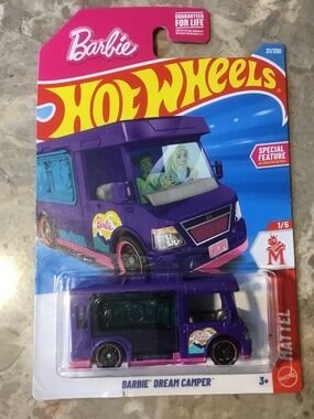 Barbie Dream Camper HotWheels (Special Feature) Purple and Pink